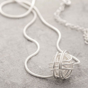 Nest Silver Knot Necklace